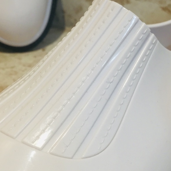 NEW Melissa White Patent Rubber Slip On Loafers 7M - Picture 10 of 12